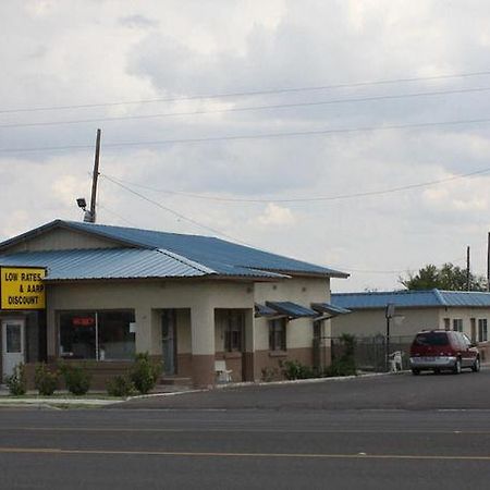 Deluxe Inn 斯托克顿堡 外观 照片